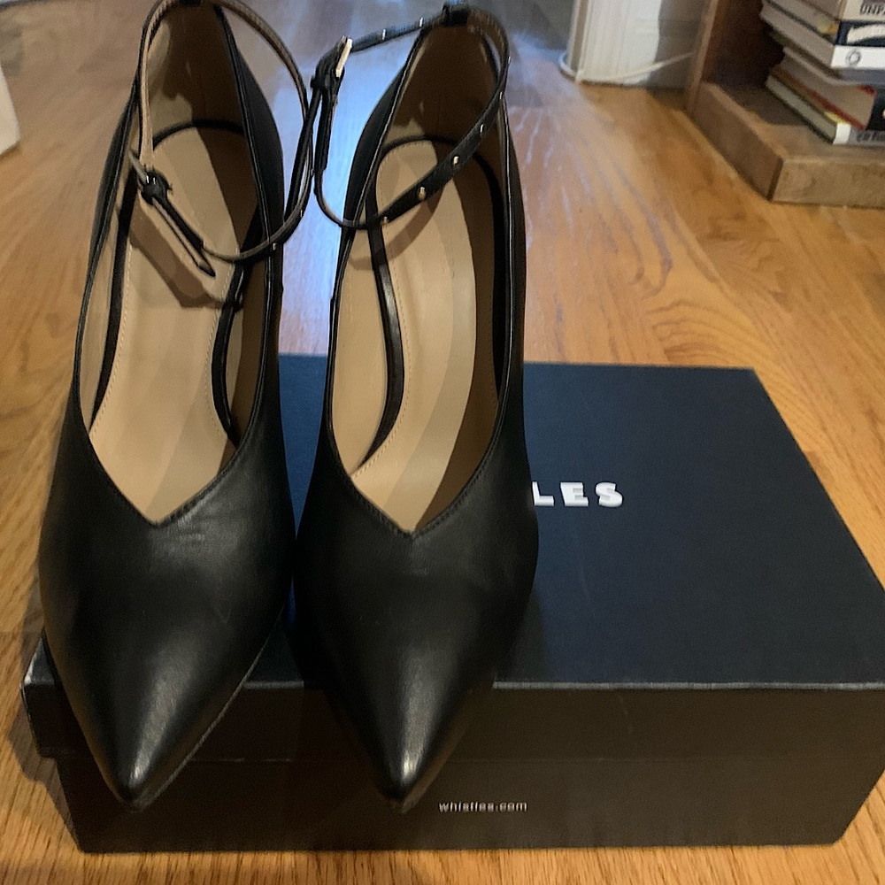 Whistles black pumps with ankle straps- size 39